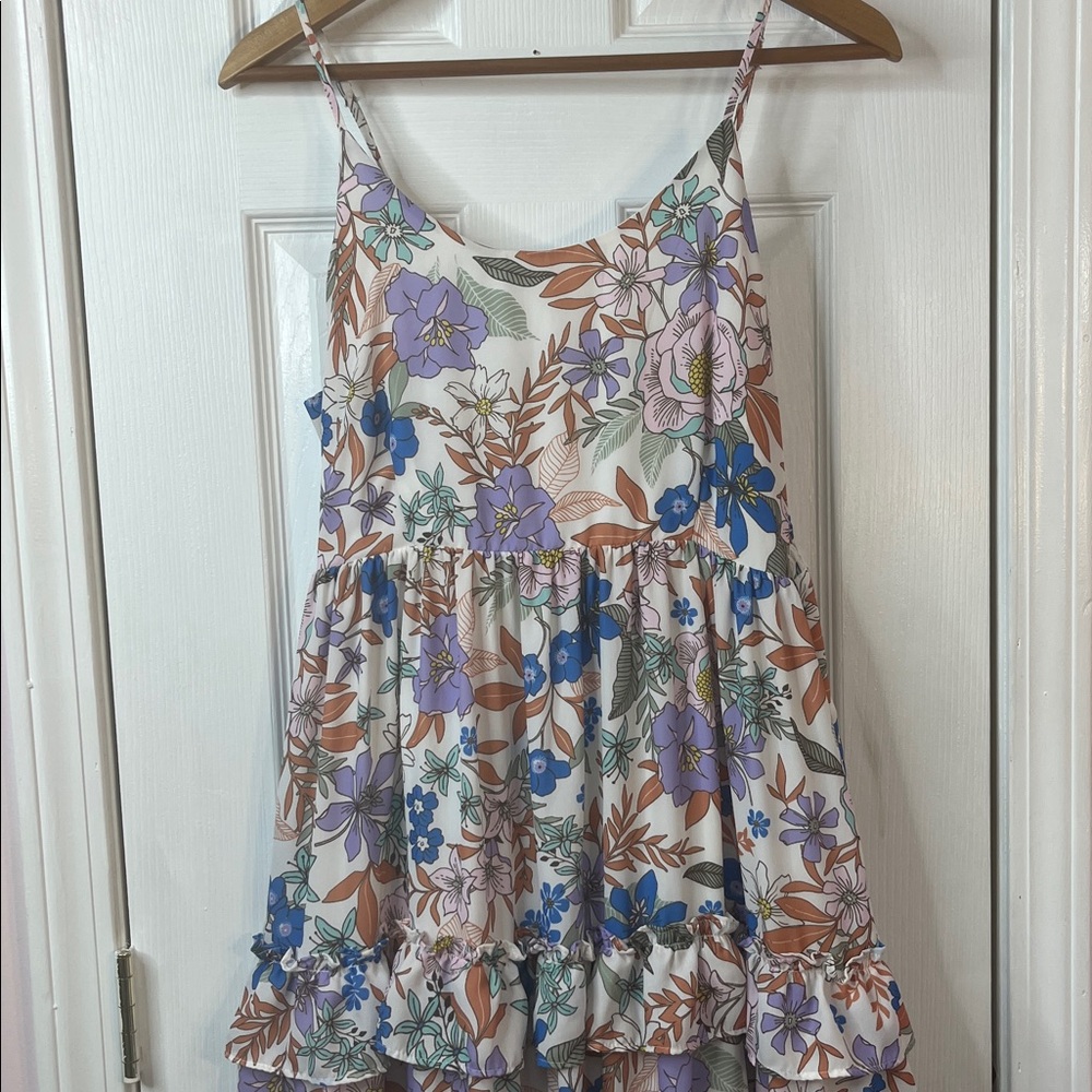 White Tiered Floral Print Maxi Dress Adjustable Spaghetti Straps Size Large - Picture 5 of 13